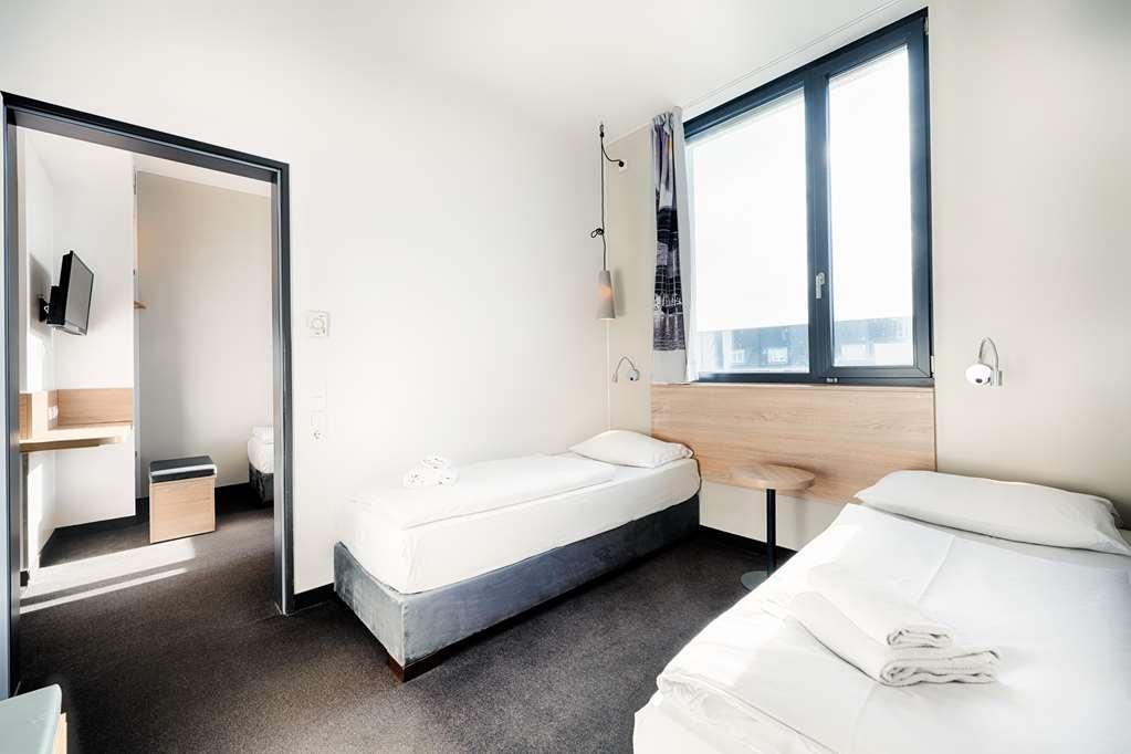 B&B Hotel Munchen Trudering Oberschleissheim Room photo