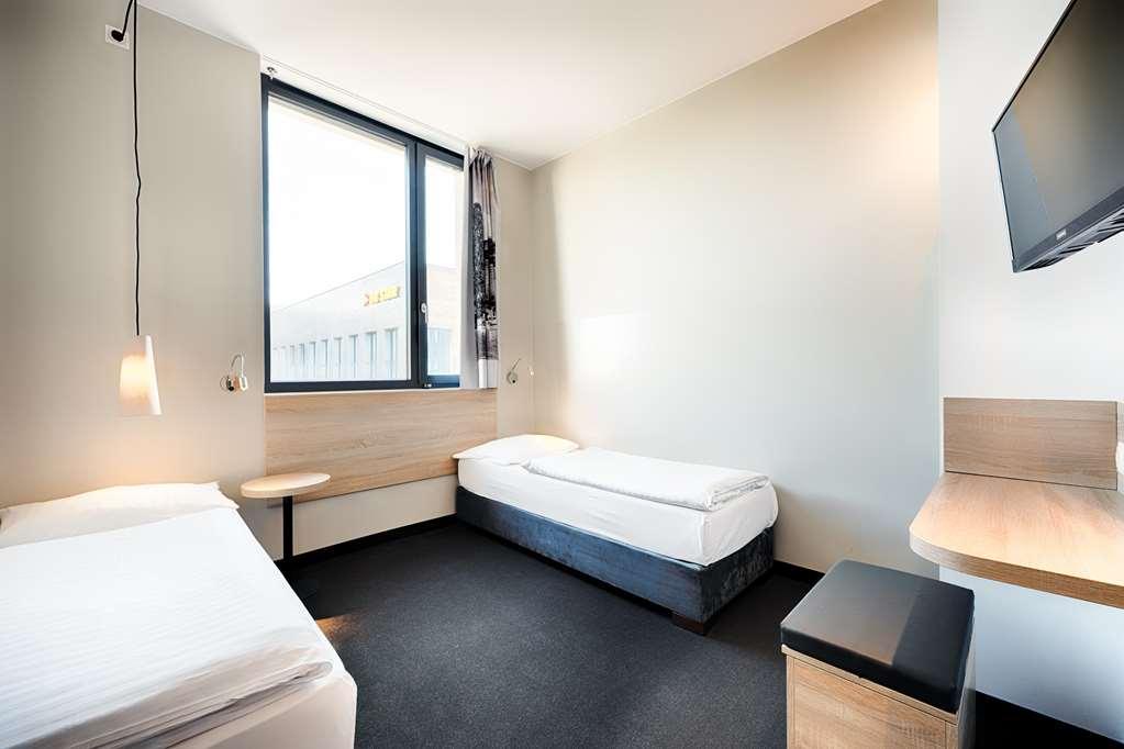 B&B Hotel Munchen Trudering Oberschleissheim Room photo