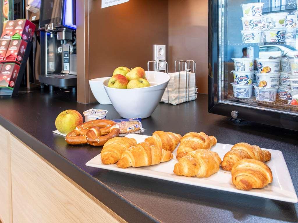B&B Hotel Munchen Trudering Oberschleissheim Restaurant photo